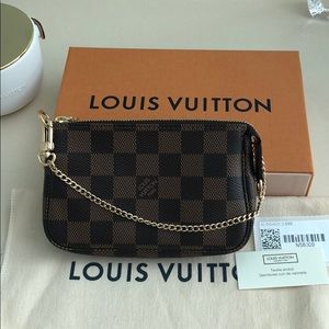 ❌SOLD ❌NWT Mini Pochette in Damier
